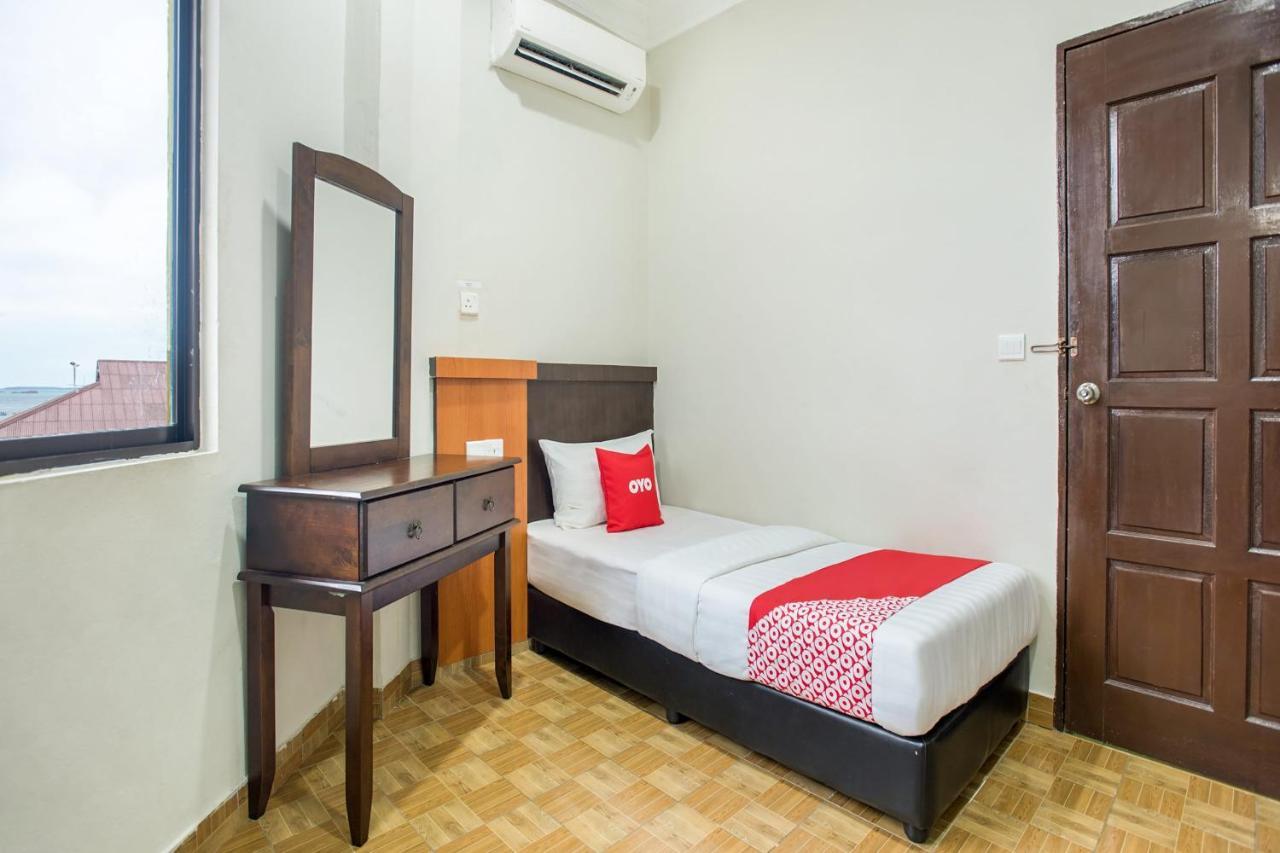 Oyo 89712 Grand Inn Семпорна Екстериор снимка
