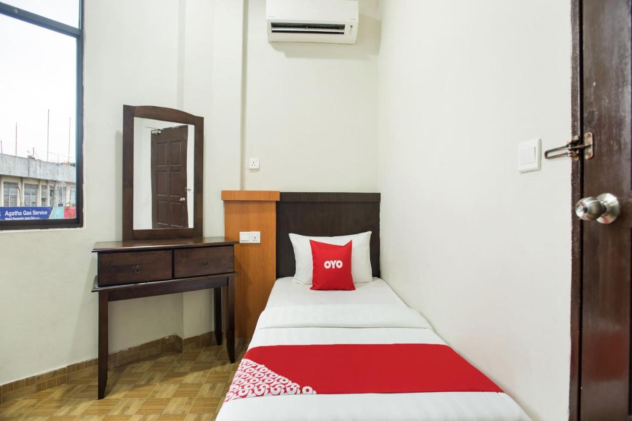 Oyo 89712 Grand Inn Семпорна Екстериор снимка